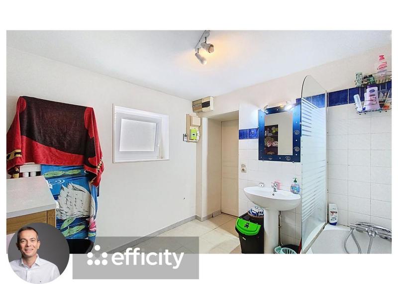 Maison - 83 m² - 5 pièces