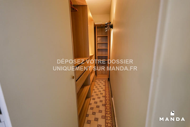 Appartement - 75 m² - 2 pièces