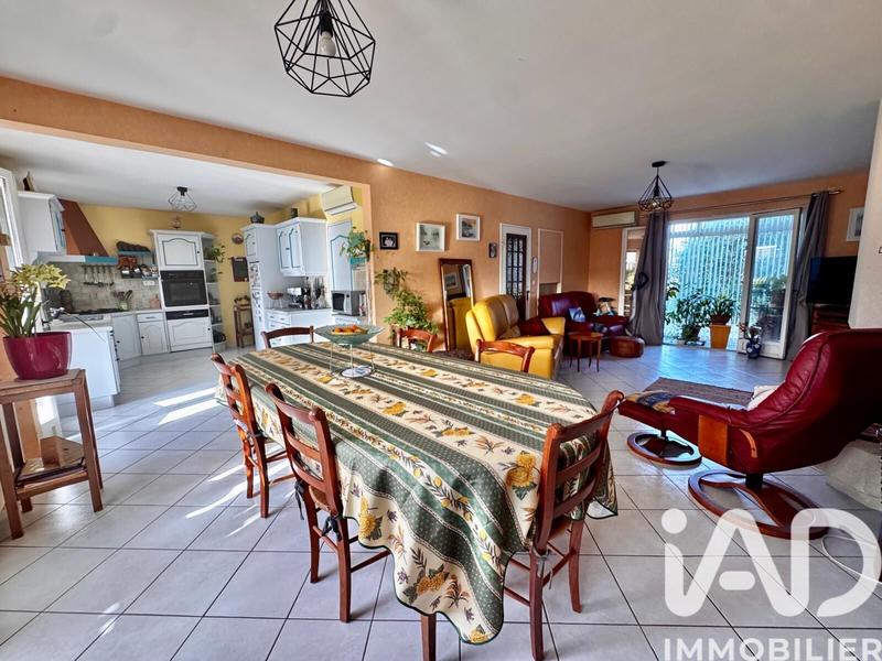 Maison - 137 m² - 7 pièces