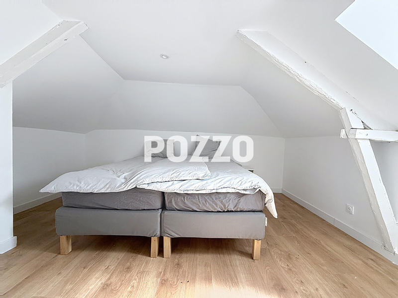 Maison - 90 m² - 5 pièces