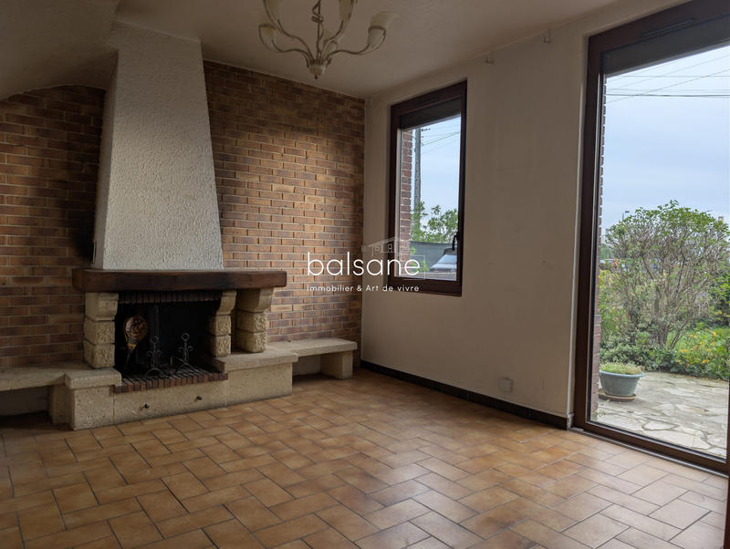 Maison - 92 m² - 6 pièces