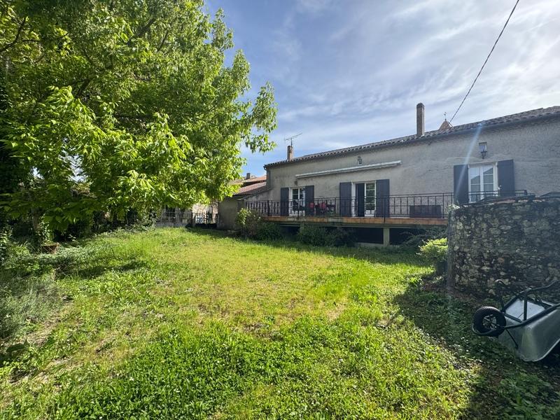 Maison de village - 140 m² - 5 pièces