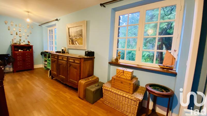 Maison - 305 m² - 1 pièce