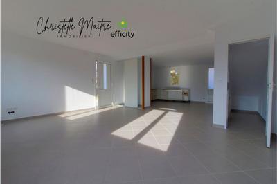Maison - 103 m² - 4 pièces