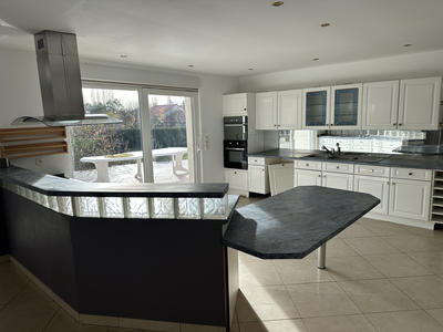 Maison - 170 m² - 5 pièces