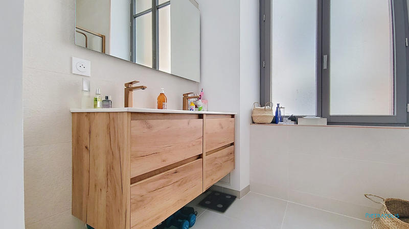 Appartement - 134 m² - 4 pièces