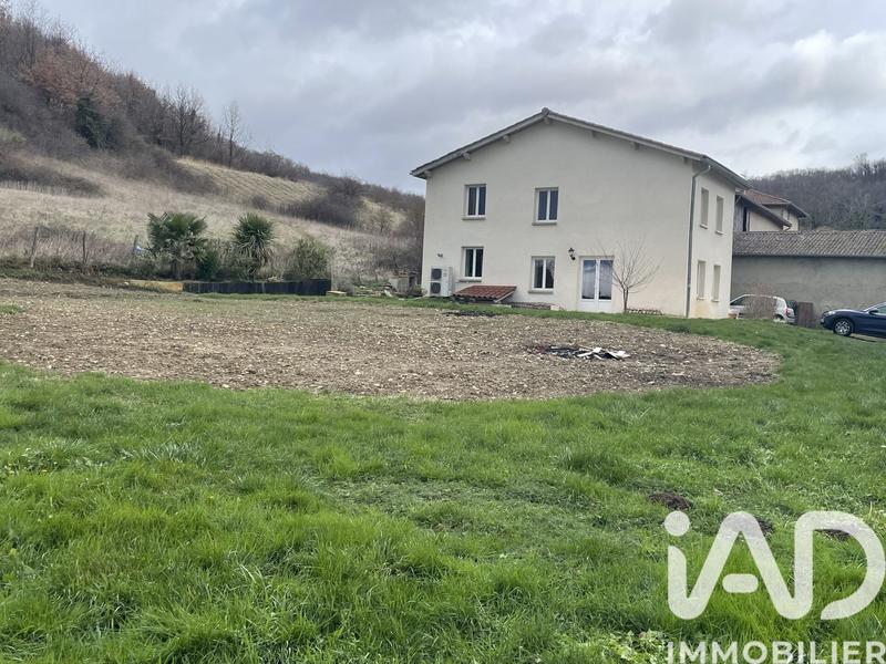 Maison - 92 m² - 4 pièces