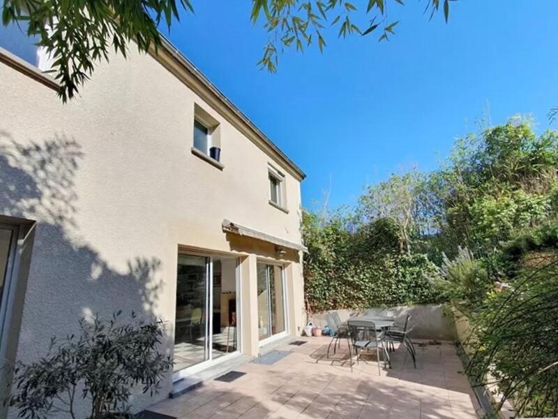 Maison - 130 m² - 7 pièces