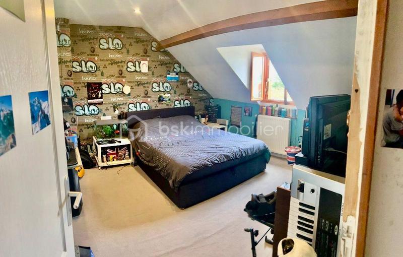 Maison - 127 m² - 7 pièces