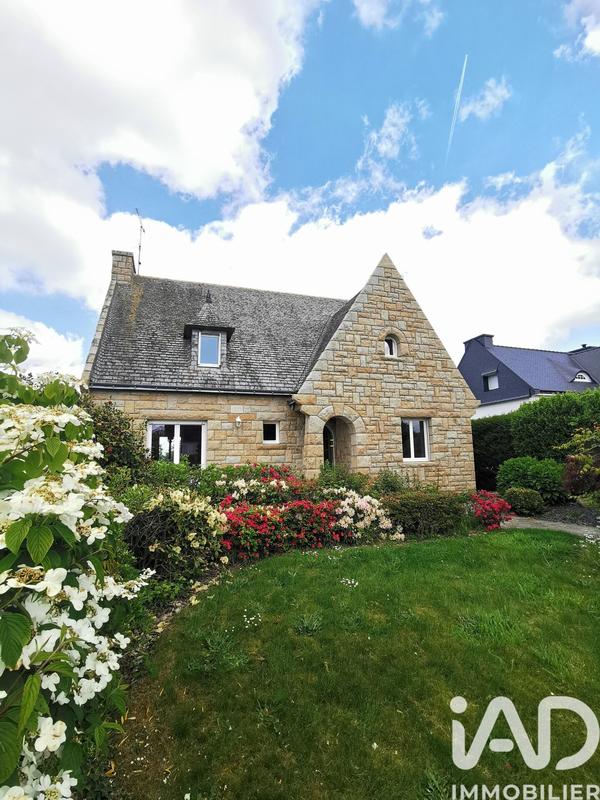 Maison - 137 m² - 6 pièces