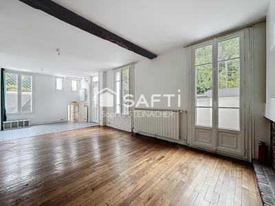 Maison - 122 m² - 6 pièces