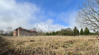 Terrain - 2 500 m²