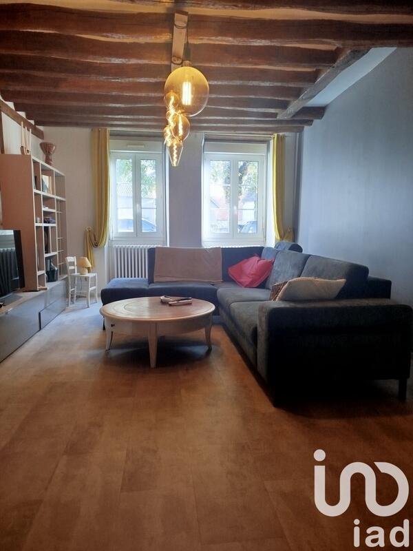 Maison - 279 m² - 12 pièces