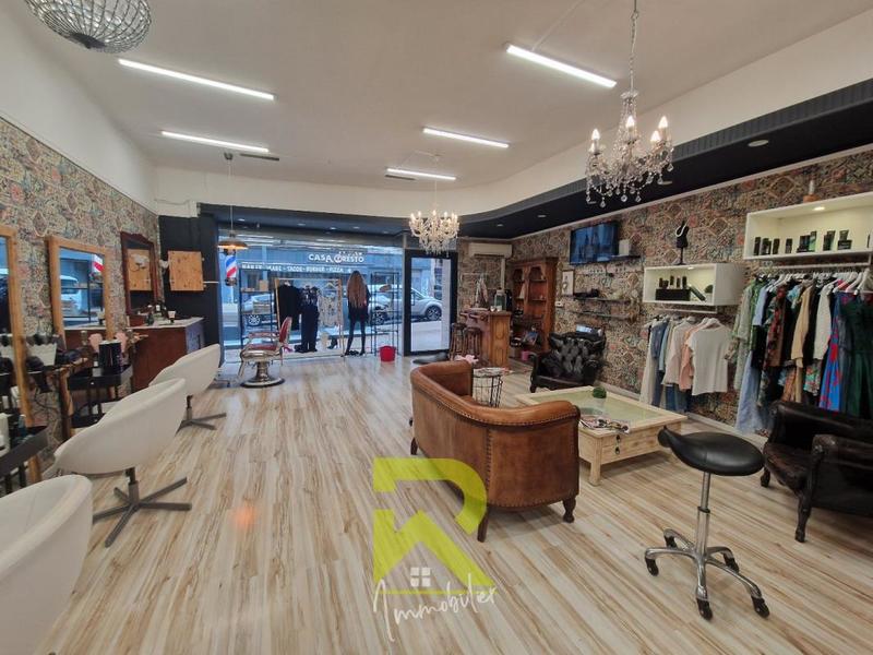 Local commercial - 100 m² - 2 pièces