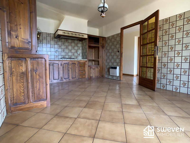 Maison ancienne - 197 m² - 7 pièces