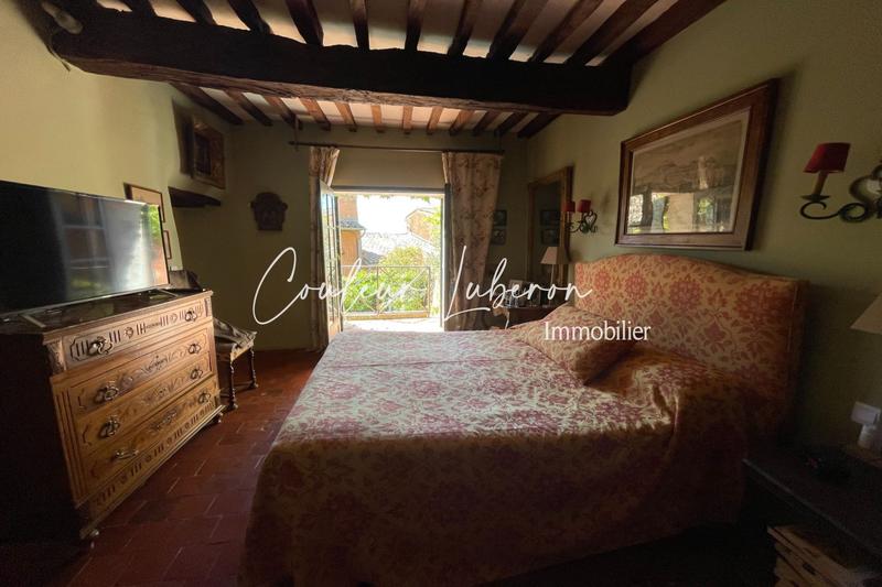 Maison de village - 239 m² - 8 pièces