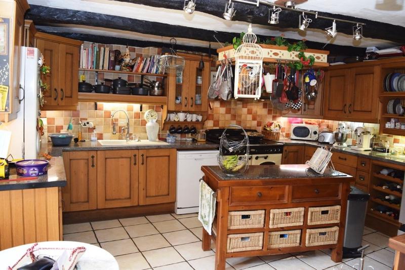 Maison - 140 m² - 8 pièces