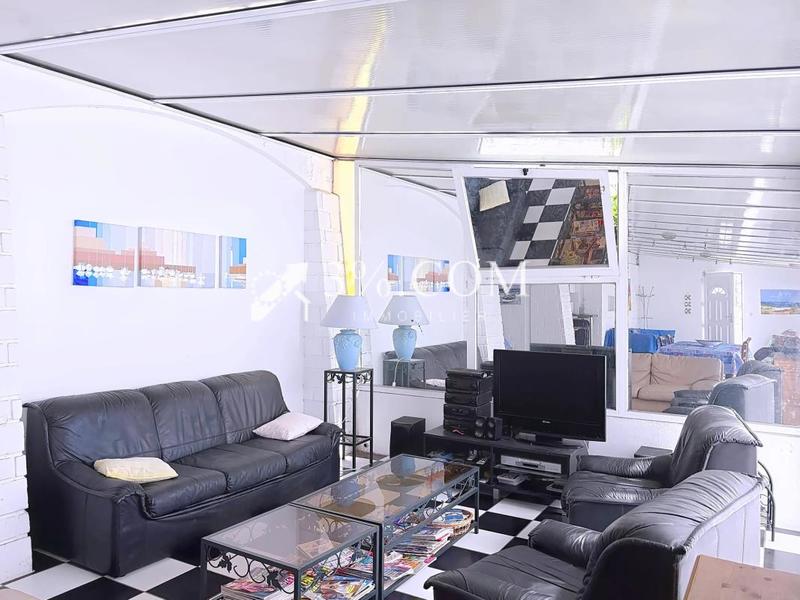 Appartement - 149 m² - 8 pièces