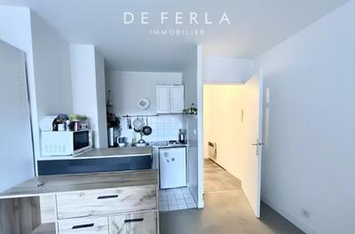 Studio - 37 m² - 1 pièce