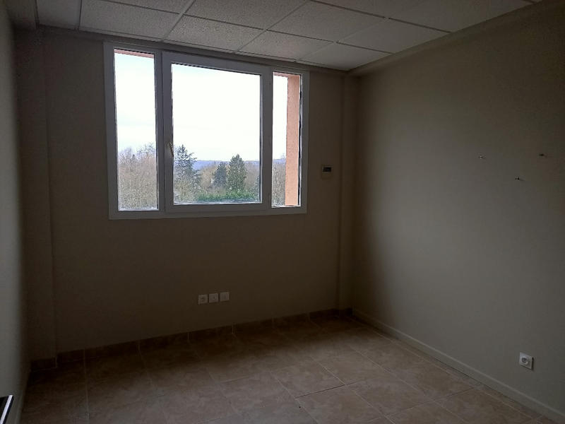 Bureau - 70 m² - 3 pièces