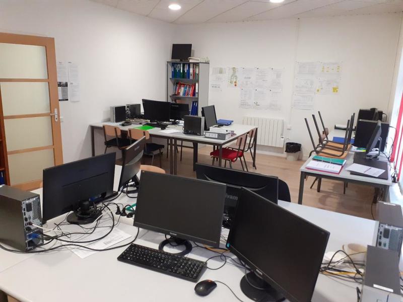 Bureau - 297 m² - 6 pièces