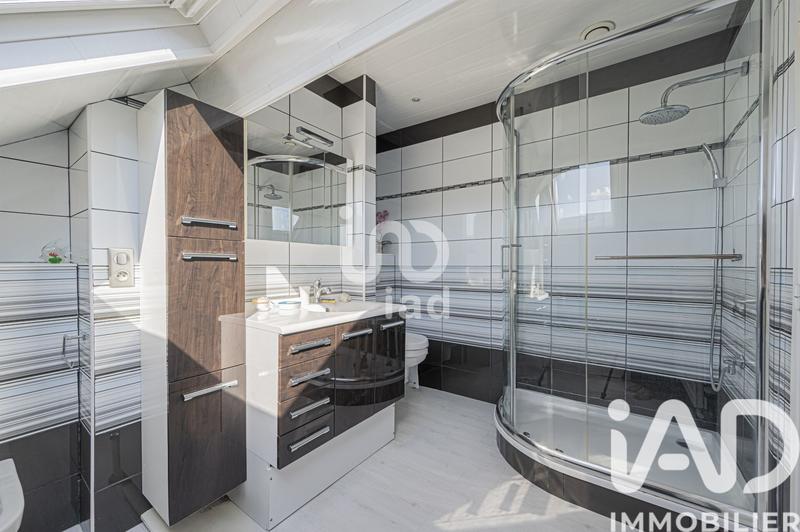 Maison - 76 m² - 5 pièces