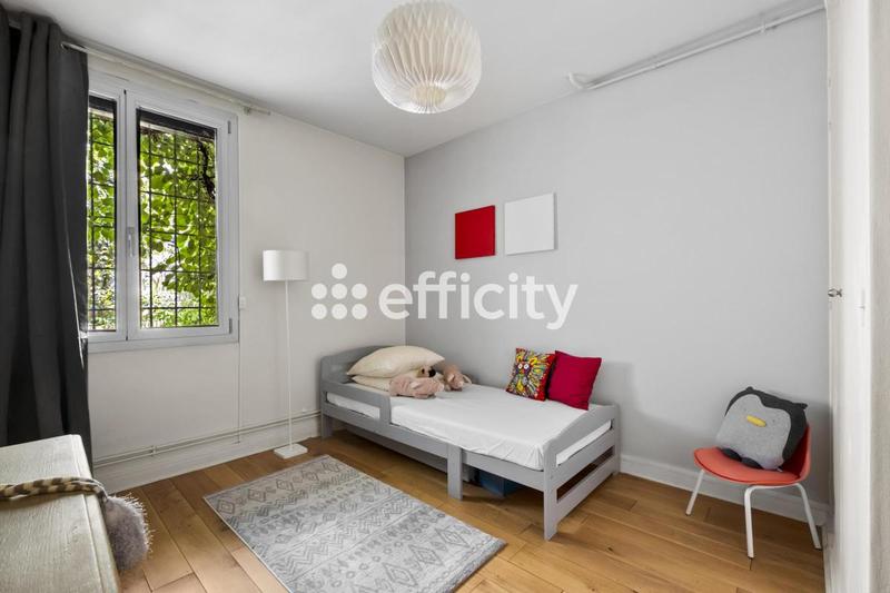 Villa - 309 m² - 12 pièces