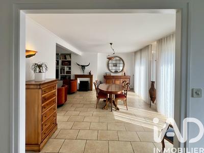 Maison - 127 m² - 5 pièces