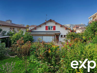 Maison - 155 m² - 7 pièces