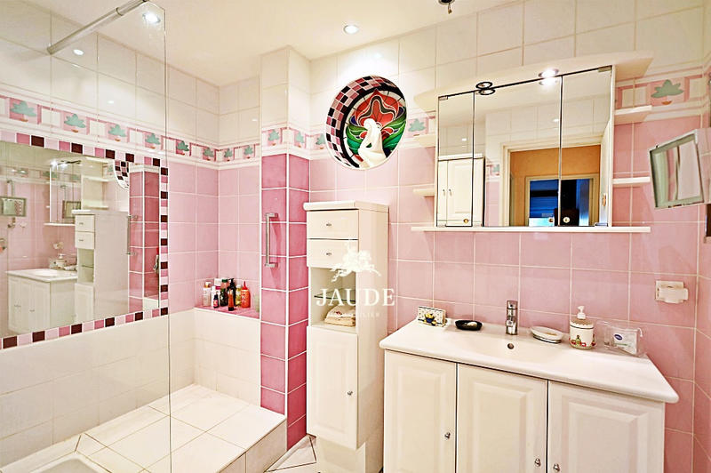 Appartement - 113 m² - 6 pièces