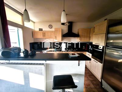 Appartement - 74 m² - 4 pièces