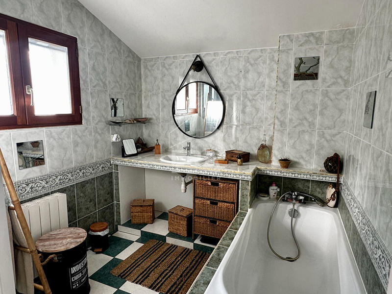 Maison - 162 m² - 7 pièces