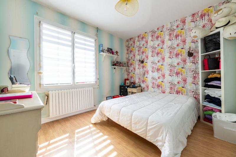 Maison - 202 m² - 6 pièces