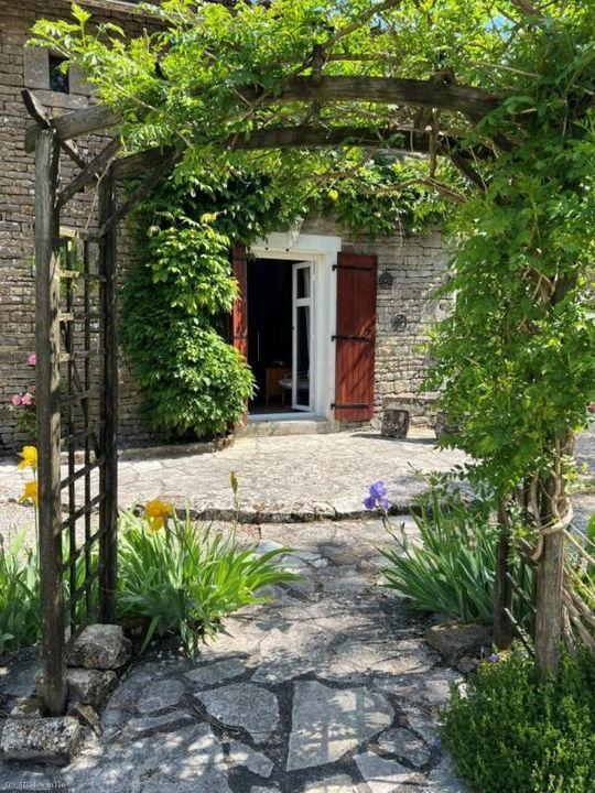 Maison en pierre - 147 m² - 5 pièces