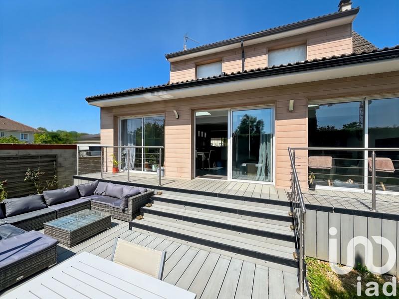 Maison - 153 m² - 7 pièces