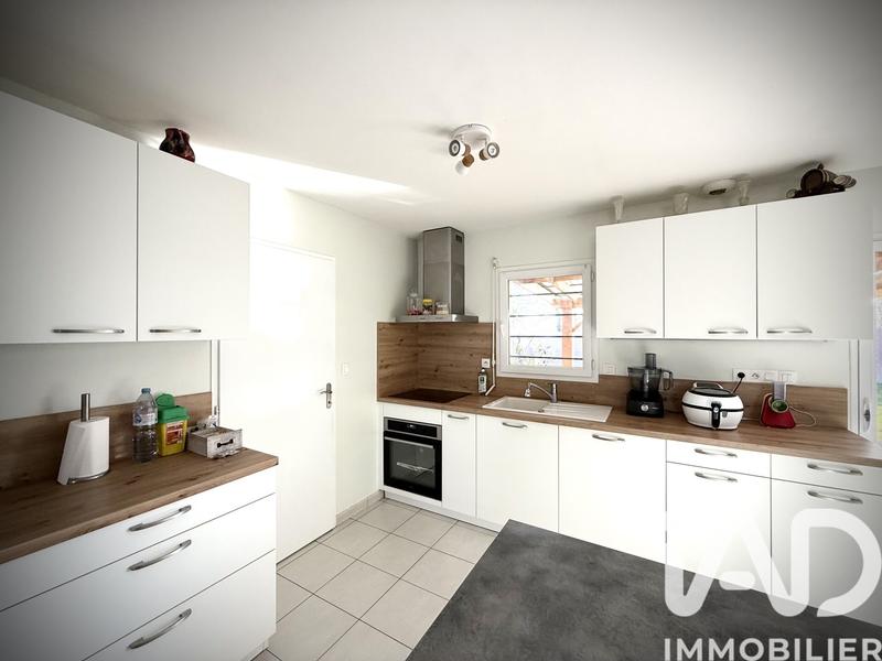 Maison - 121 m² - 6 pièces