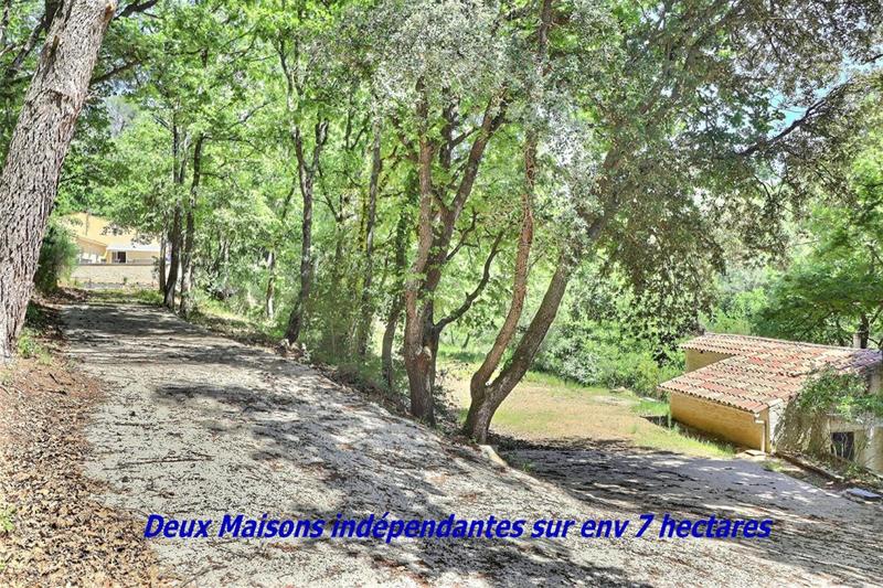 Maison - 310 m² - 10 pièces