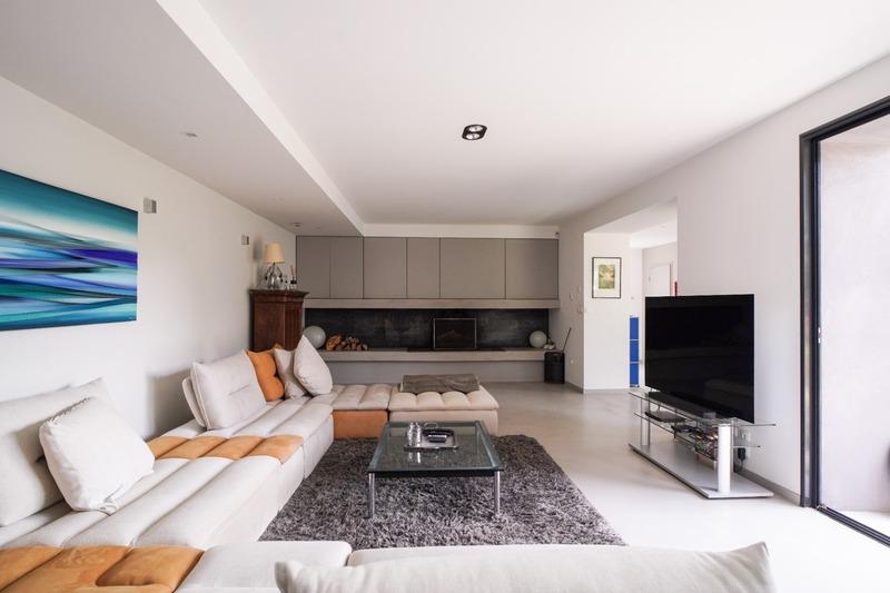 Maison - 422 m² - 9 pièces