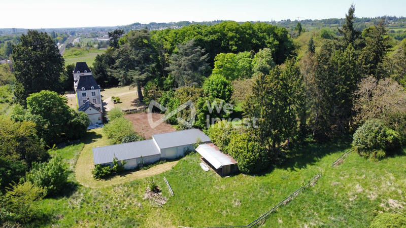 Château - 400 m² - 14 pièces