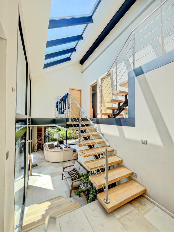 Villa - 231 m² - 6 pièces