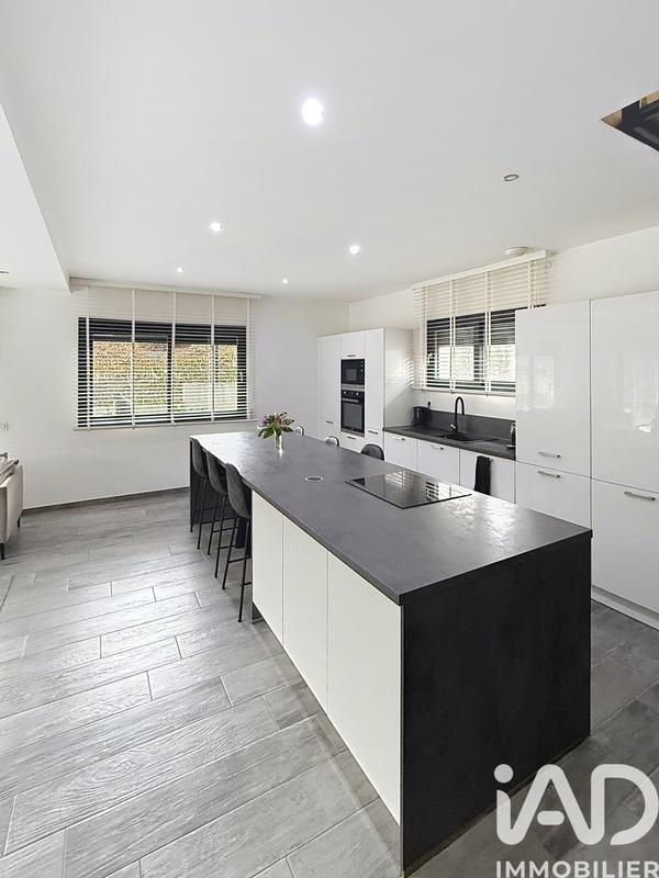 Maison - 144 m² - 5 pièces