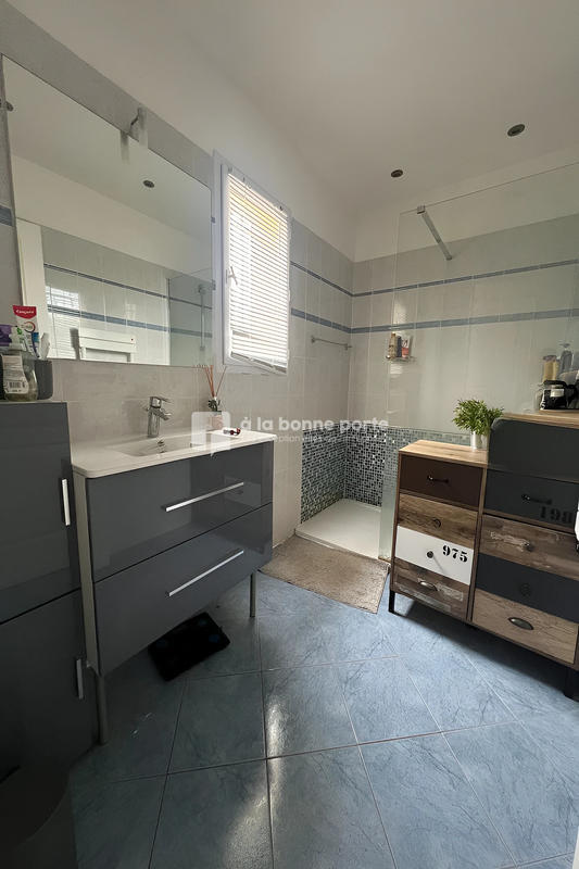 Maison - 168 m² - 7 pièces