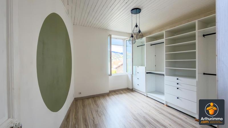 Maison - 90 m² - 3 pièces