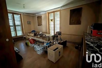 Maison - 220 m² - 11 pièces