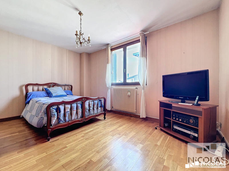 Maison - 134 m² - 5 pièces