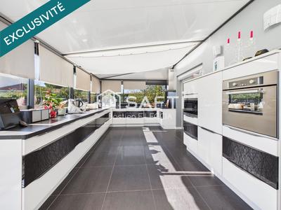 Maison - 150 m² - 7 pièces