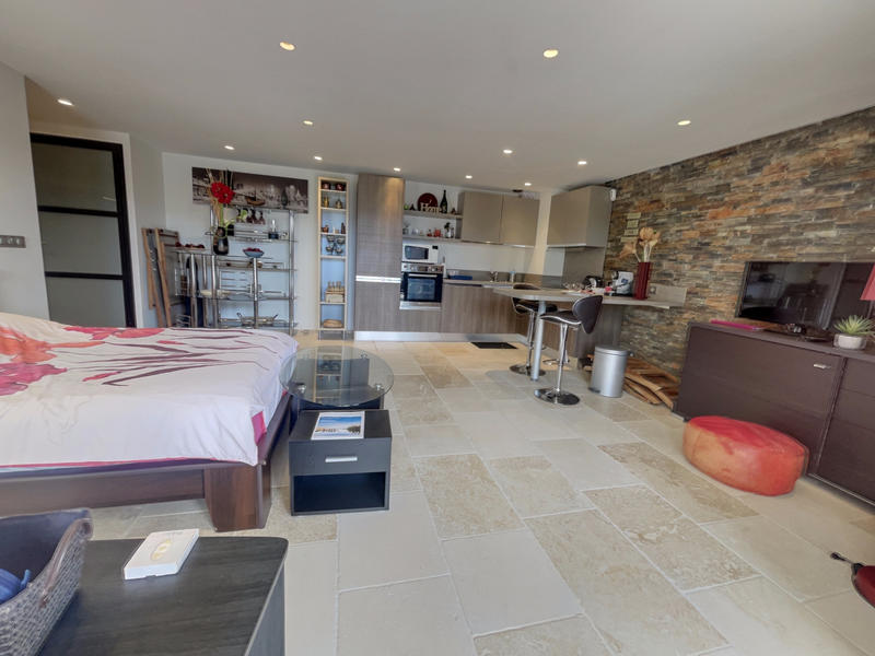 Villa - 231 m² - 6 pièces