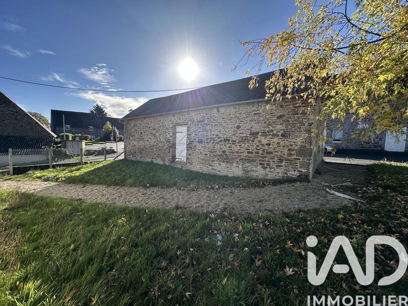 Maison de village - 680 m² - 10 pièces
