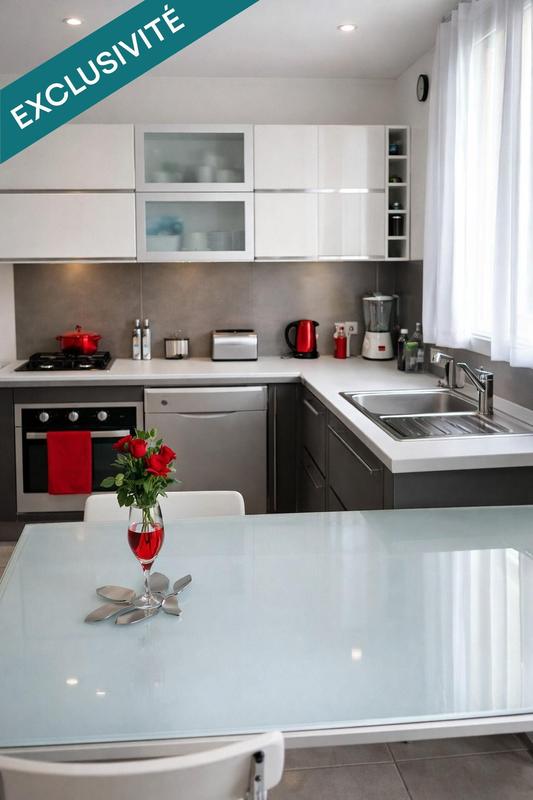 Maison de ville - 65 m² - 4 pièces