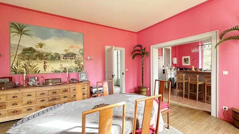 Maison de maîtres - 850 m² - 17 pièces